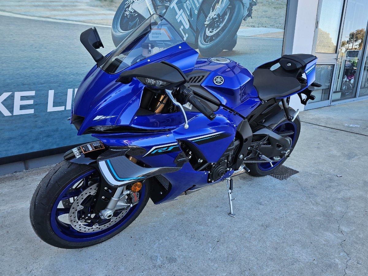 2025 YAMAHA YZF-R15M SPORTS