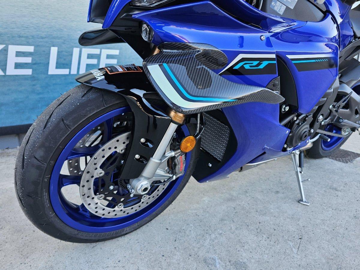 2025 YAMAHA YZF-R15M SPORTS