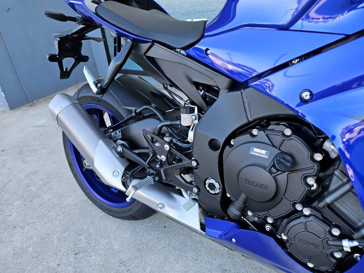 2025 YAMAHA YZF-R15M SPORTS