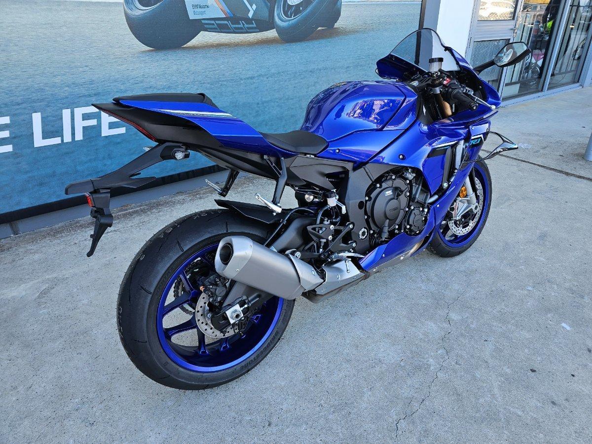 2025 YAMAHA YZF-R15M SPORTS