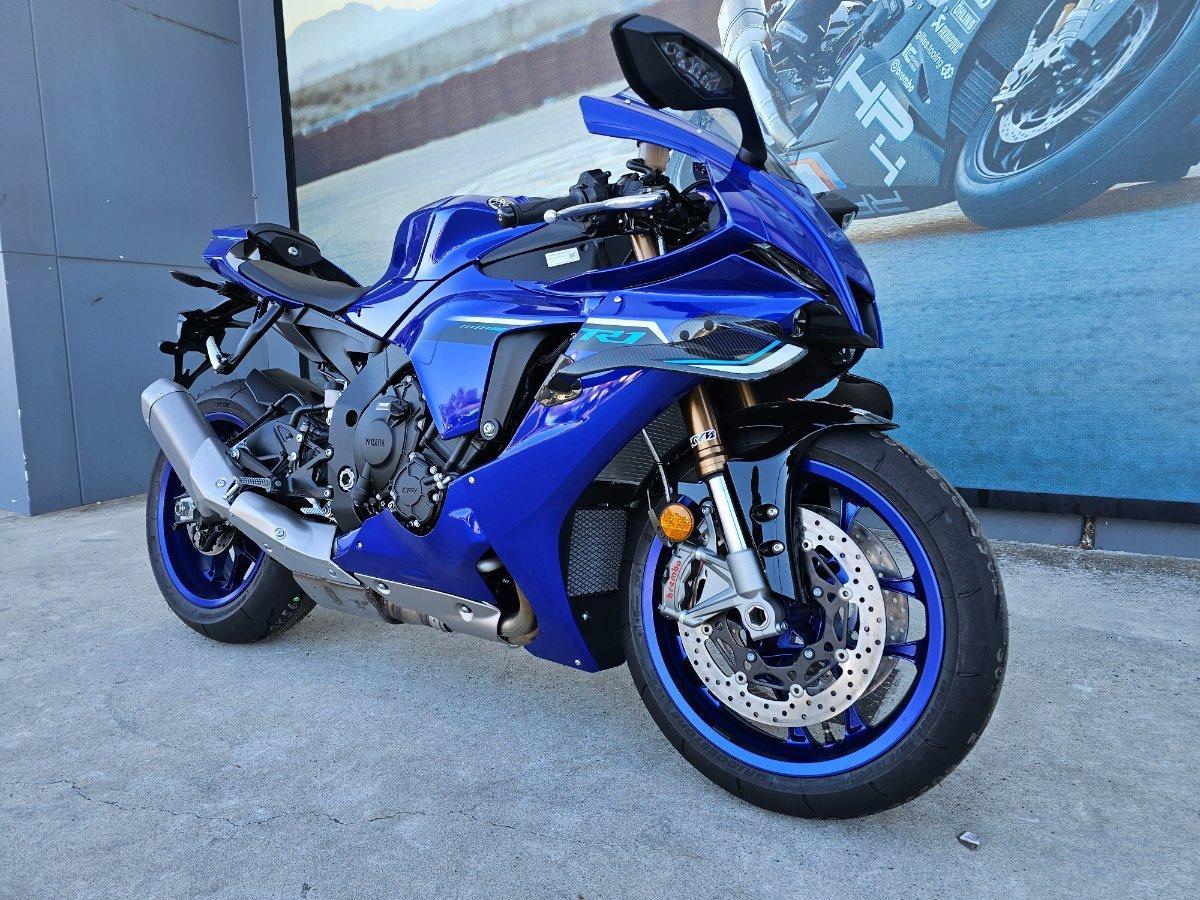 2025 YAMAHA YZF-R15M SPORTS