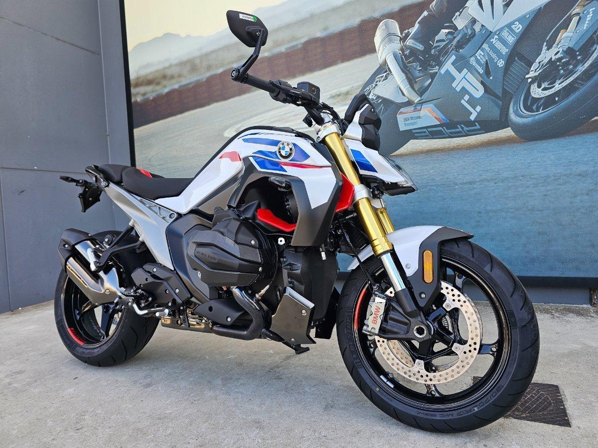 2025 BMW R 1300 R PERFORMANCE ROAD