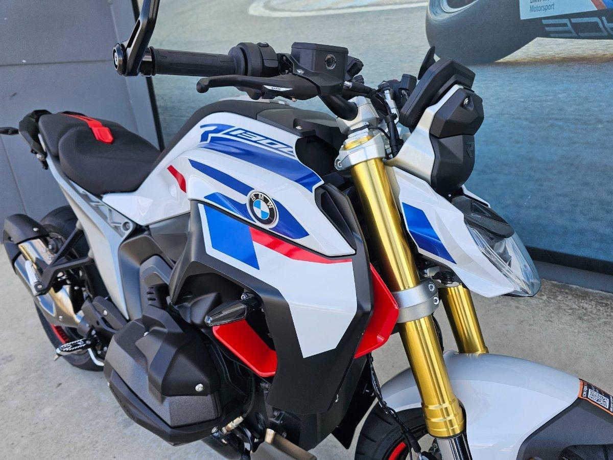 2025 BMW R 1300 R PERFORMANCE ROAD