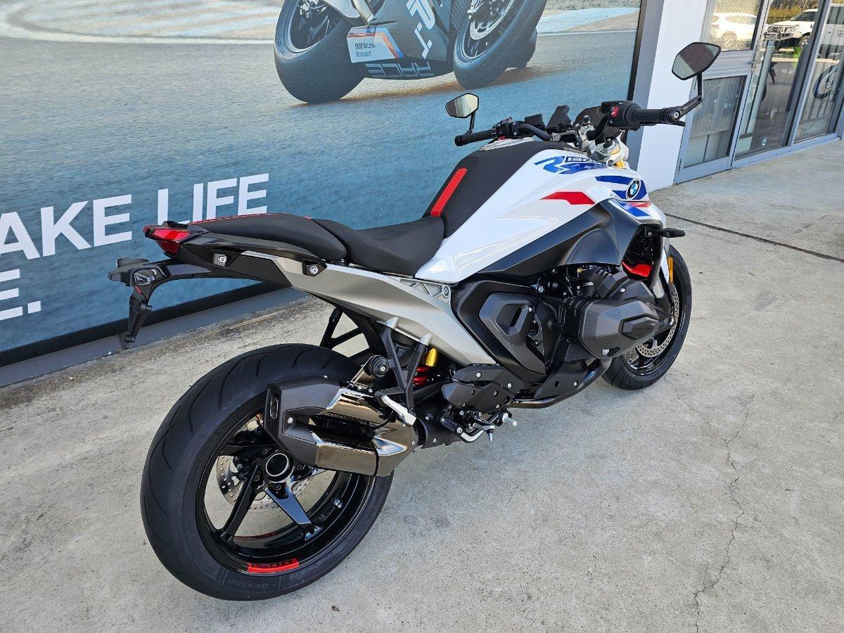 2025 BMW R 1300 R PERFORMANCE ROAD