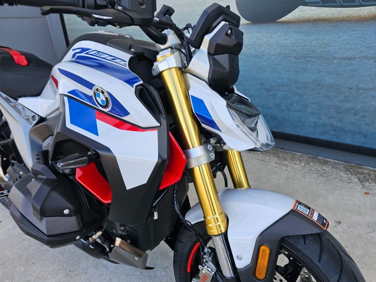 2025 BMW R 1300 R PERFORMANCE ROAD