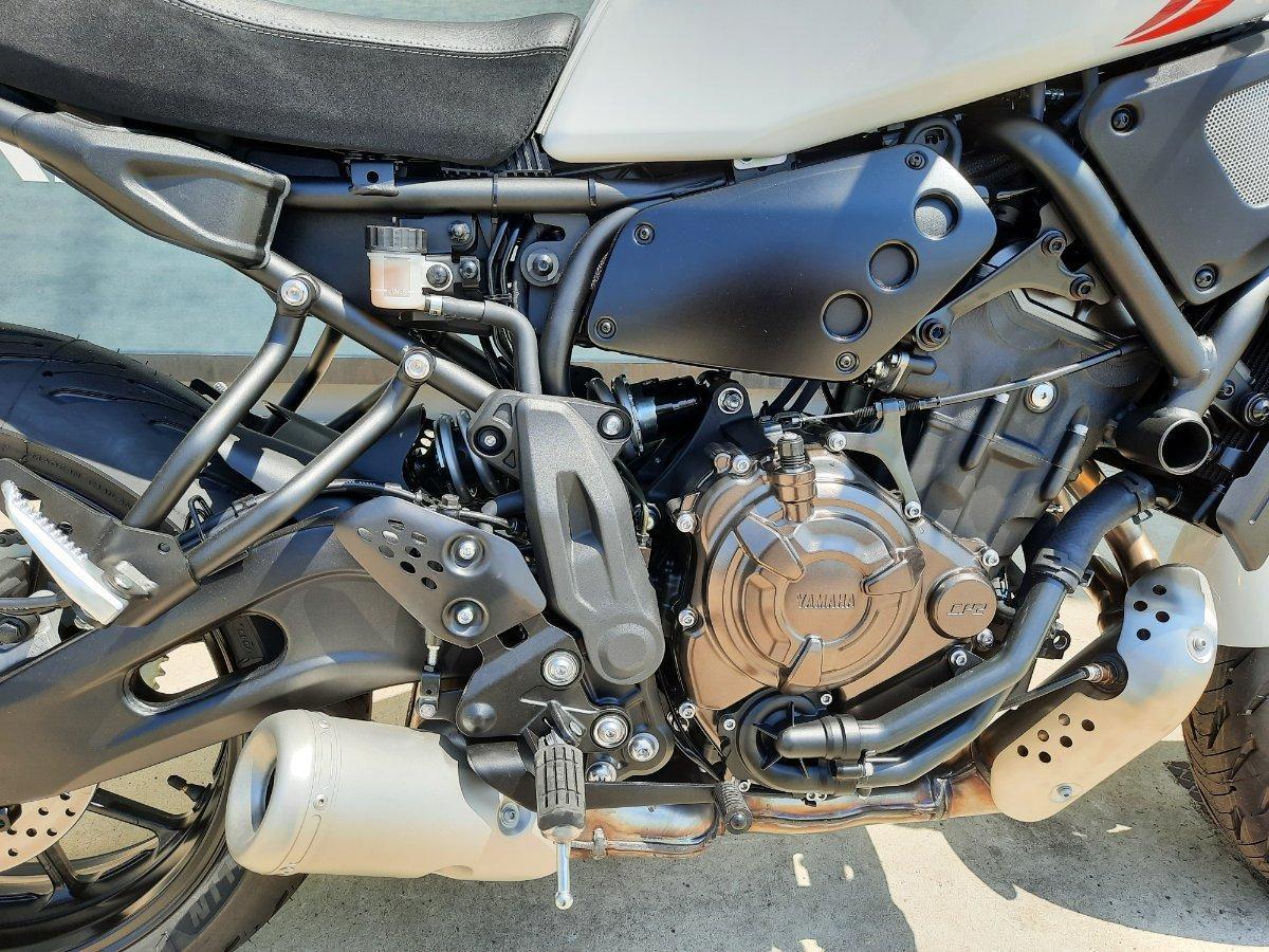 2025 YAMAHA XSR700 ROAD