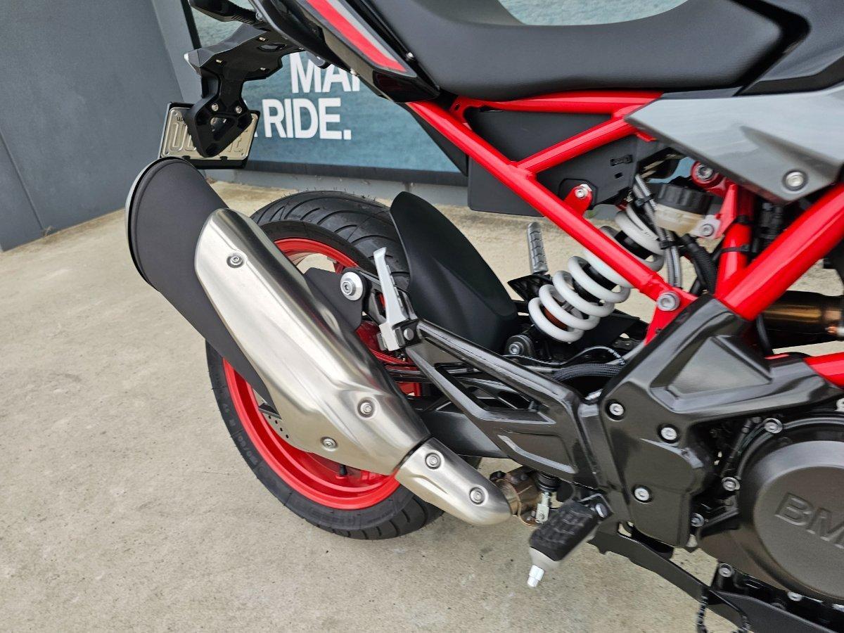 2024 BMW G 310 R SPORTS
