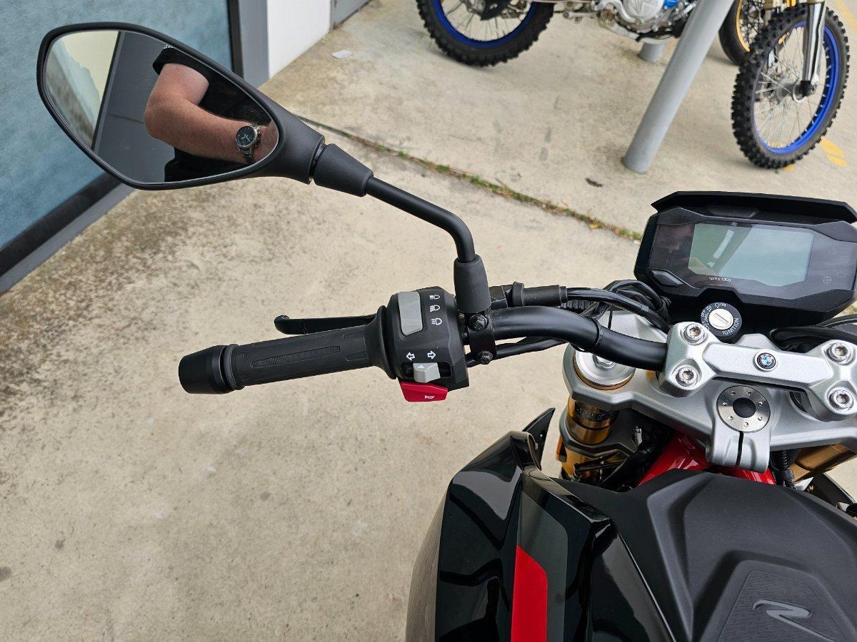 2024 BMW G 310 R SPORTS