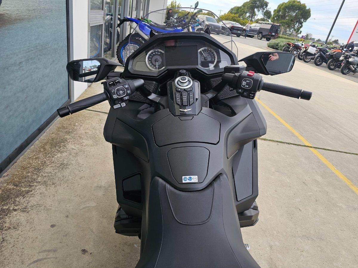 2025 HONDA GL1800BD ABS GOLDWING TOURER