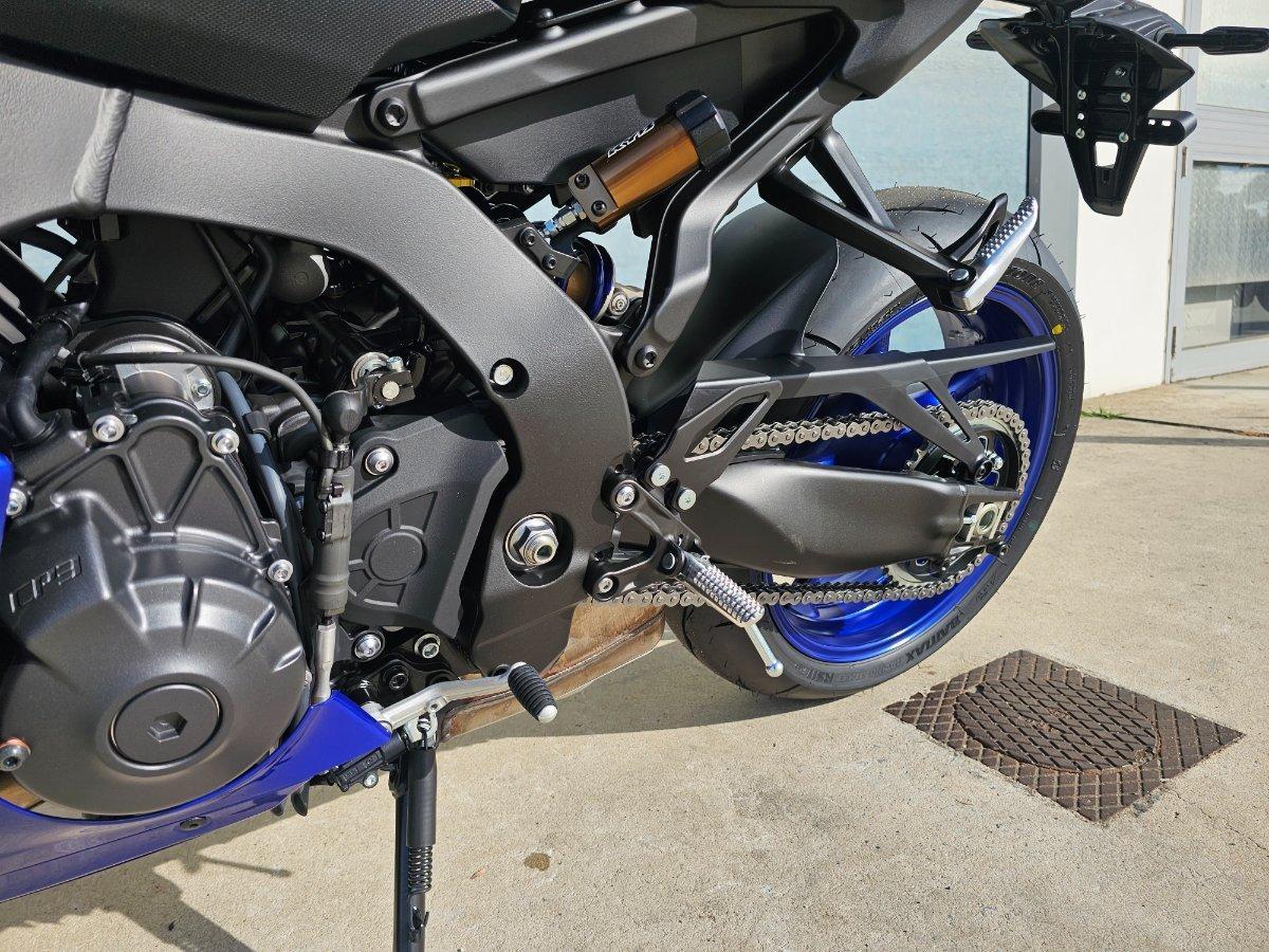 2026 YAMAHA YZF-R9 SPORTS