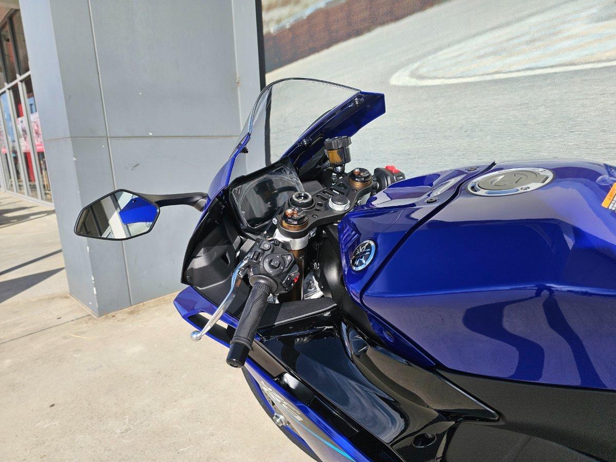 2026 YAMAHA YZF-R9 SPORTS