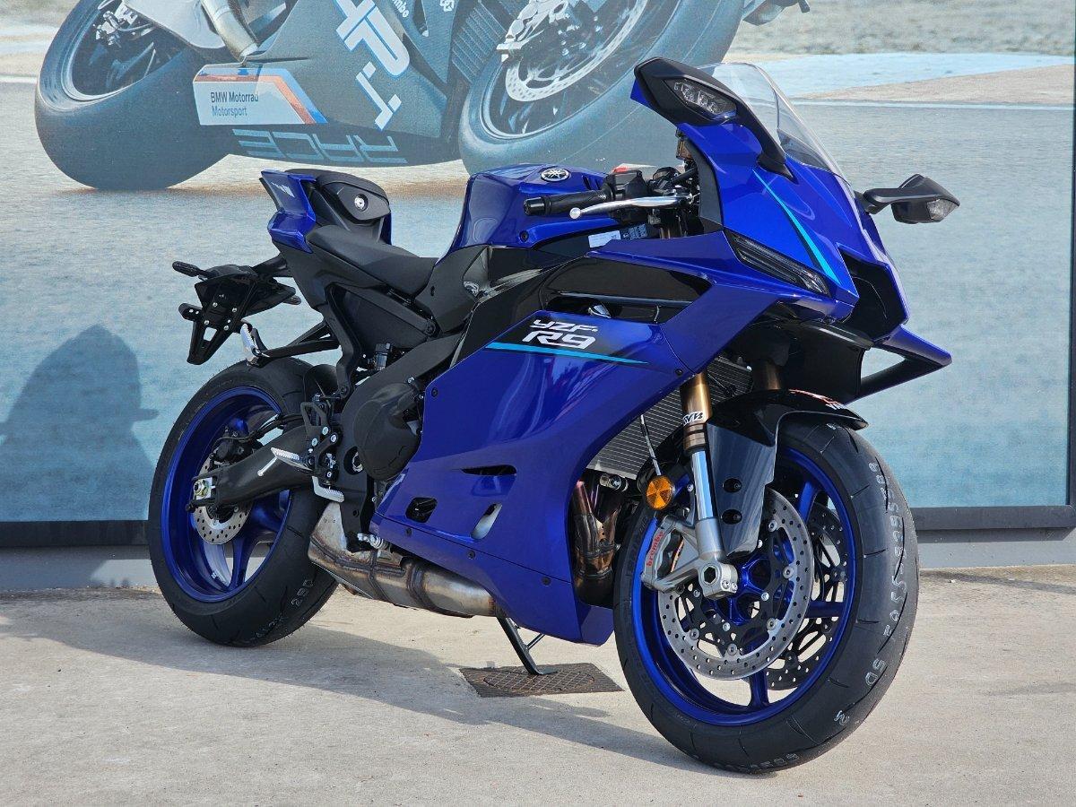 2026 YAMAHA YZF-R9 SPORTS