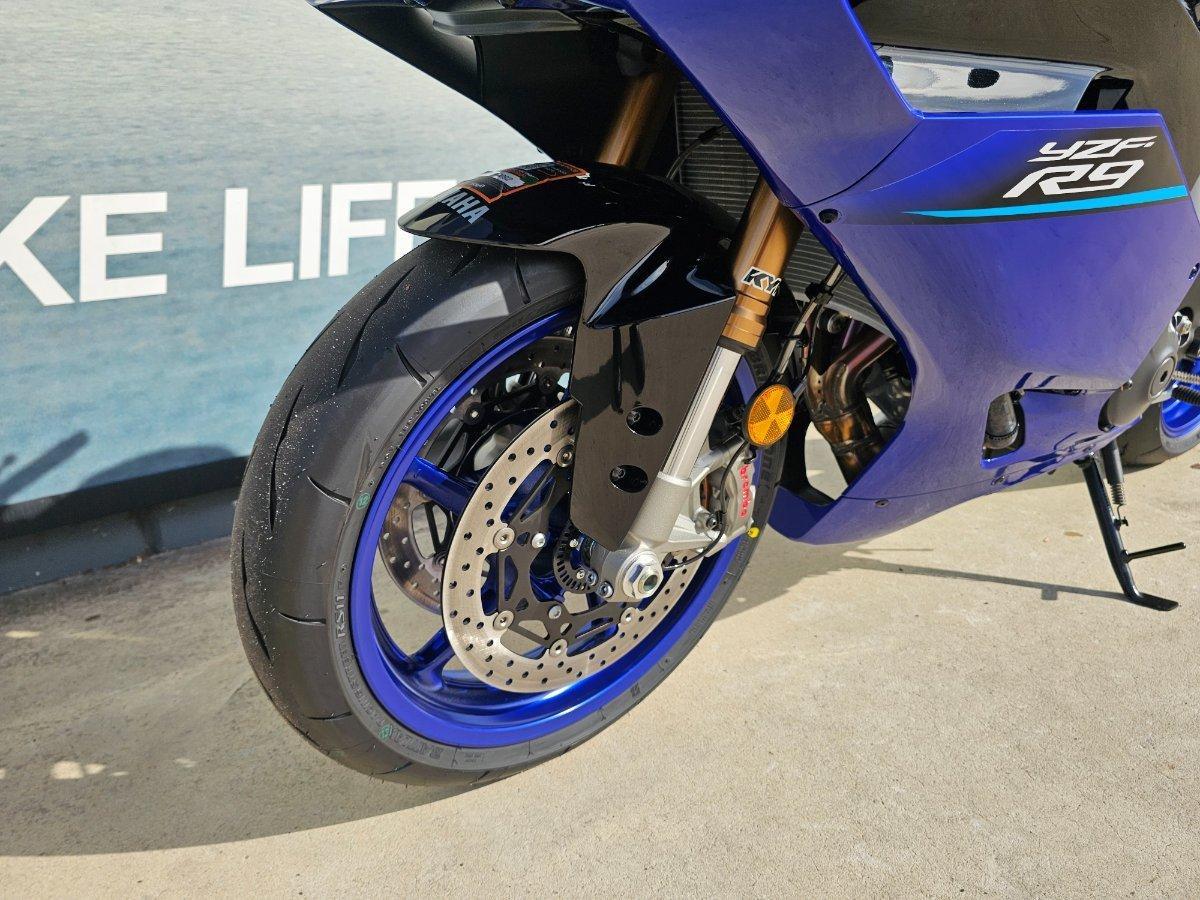 2026 YAMAHA YZF-R9 SPORTS