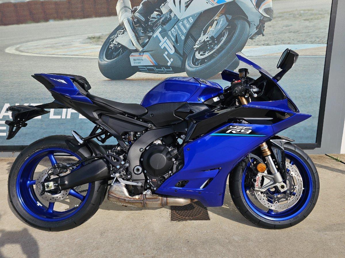 2026 YAMAHA YZF-R9 SPORTS