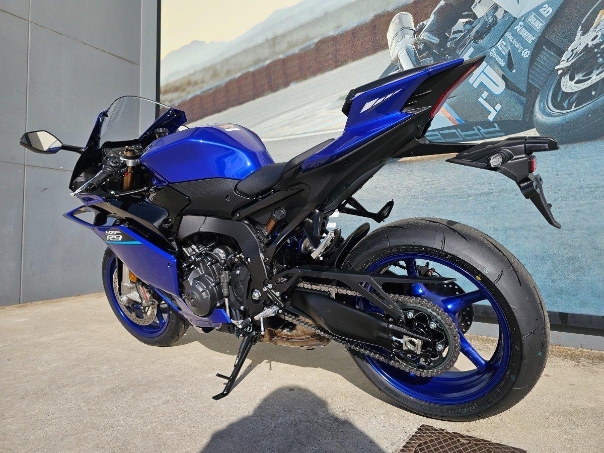 2026 YAMAHA YZF-R9 SPORTS