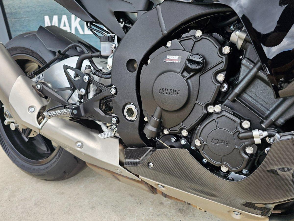 2024 YAMAHA YZF-R1 M SPORTS