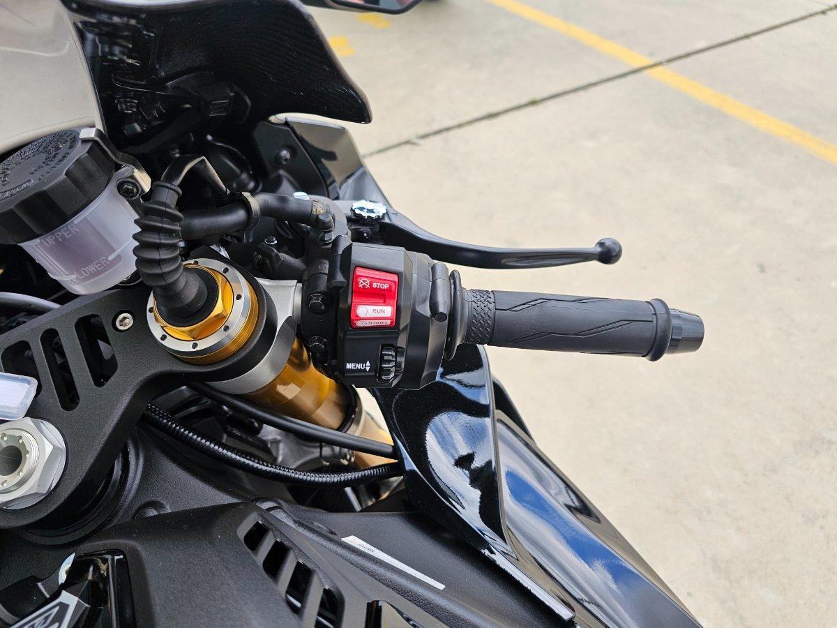 2024 YAMAHA YZF-R1 M SPORTS