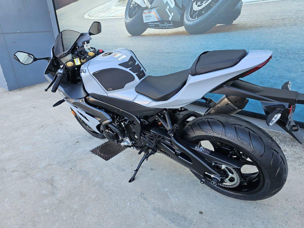 2022 SUZUKI GSX-R1000A SPORTS