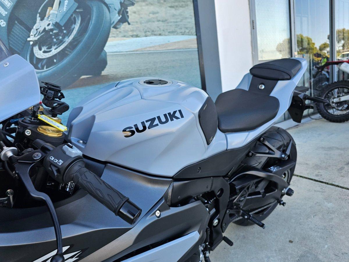 2022 SUZUKI GSX-R1000A SPORTS