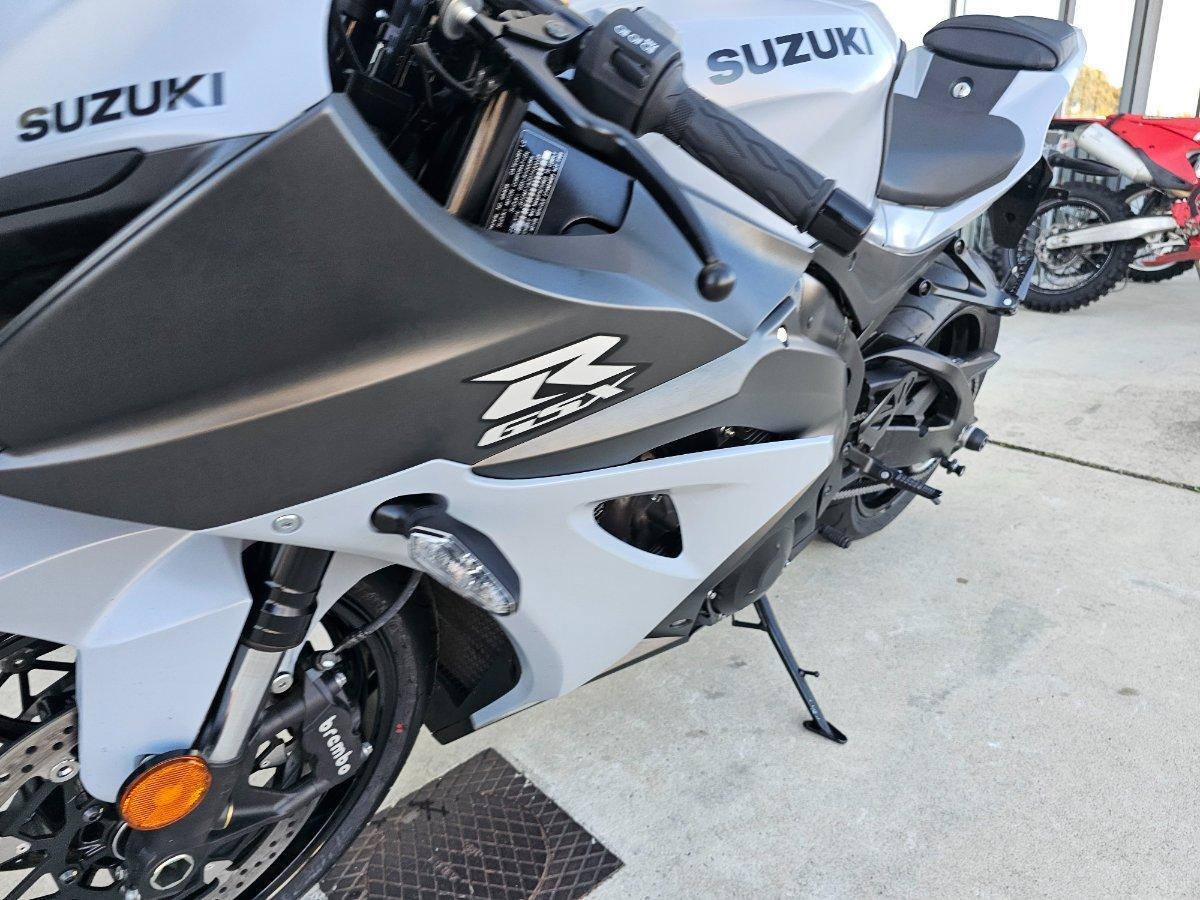 2022 SUZUKI GSX-R1000A SPORTS