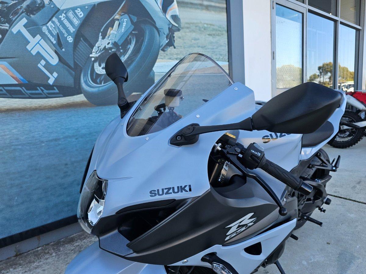 2022 SUZUKI GSX-R1000A SPORTS