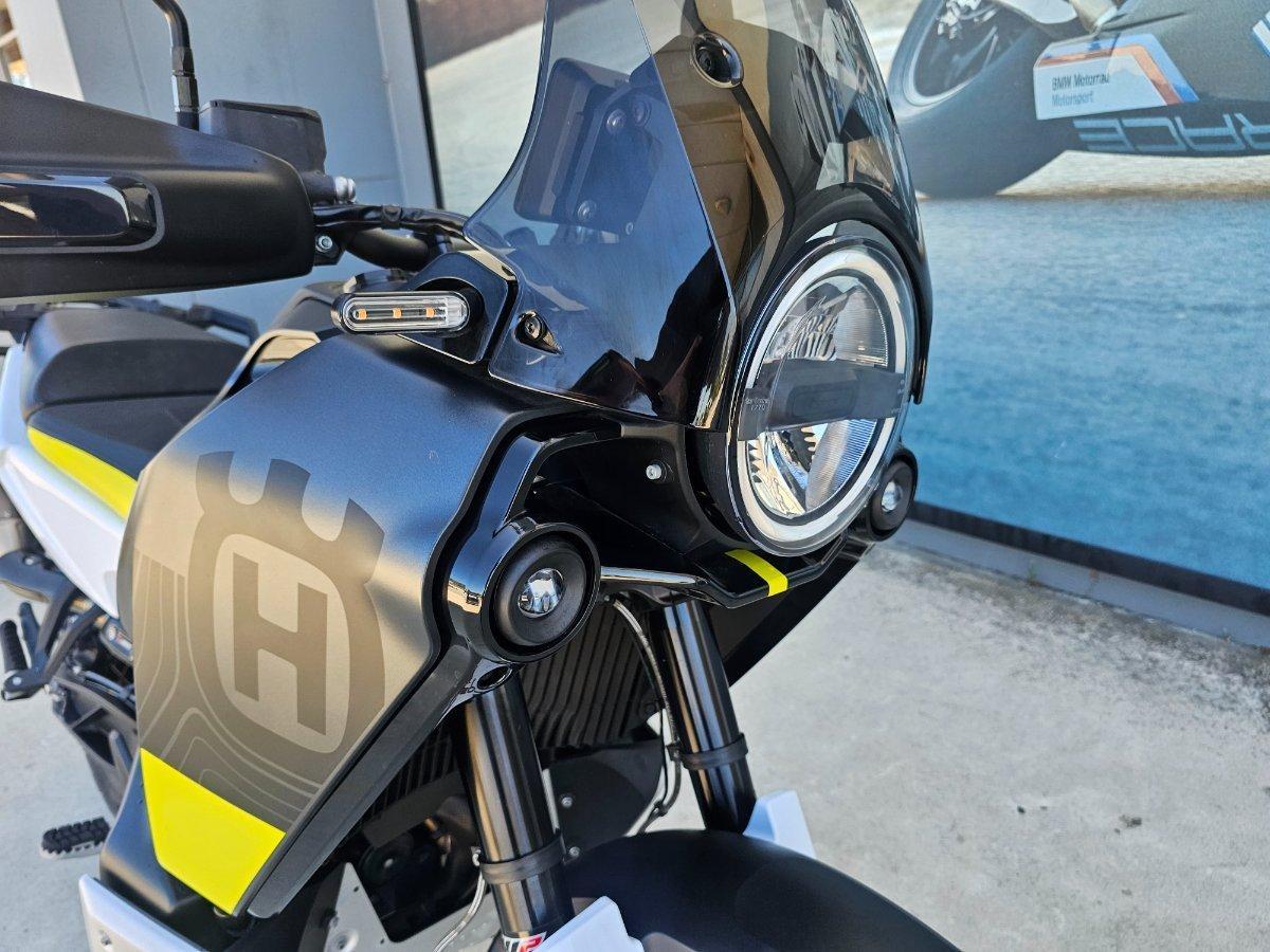 2022 HUSQVARNA NORDEN 901 TOURER