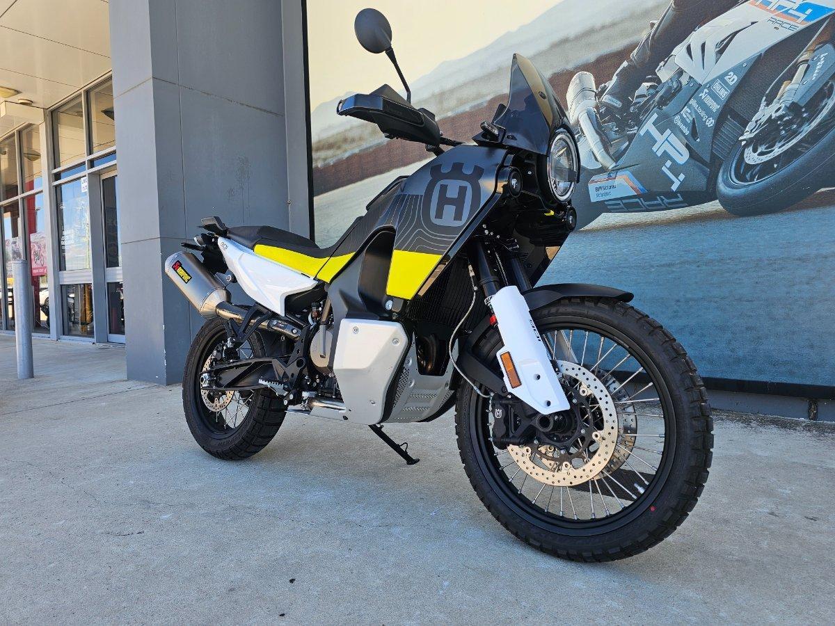 2022 HUSQVARNA NORDEN 901 TOURER