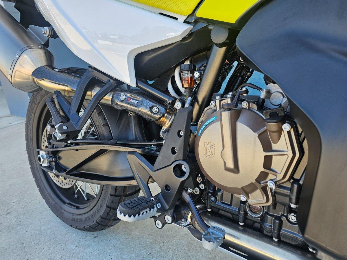 2022 HUSQVARNA NORDEN 901 TOURER