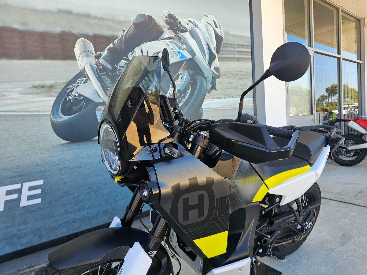 2022 HUSQVARNA NORDEN 901 TOURER