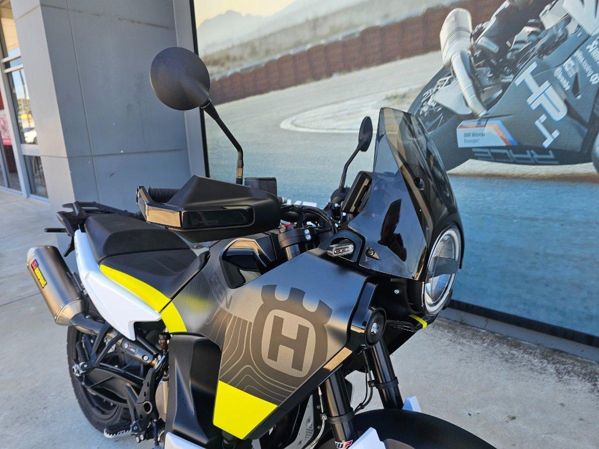 2022 HUSQVARNA NORDEN 901 TOURER