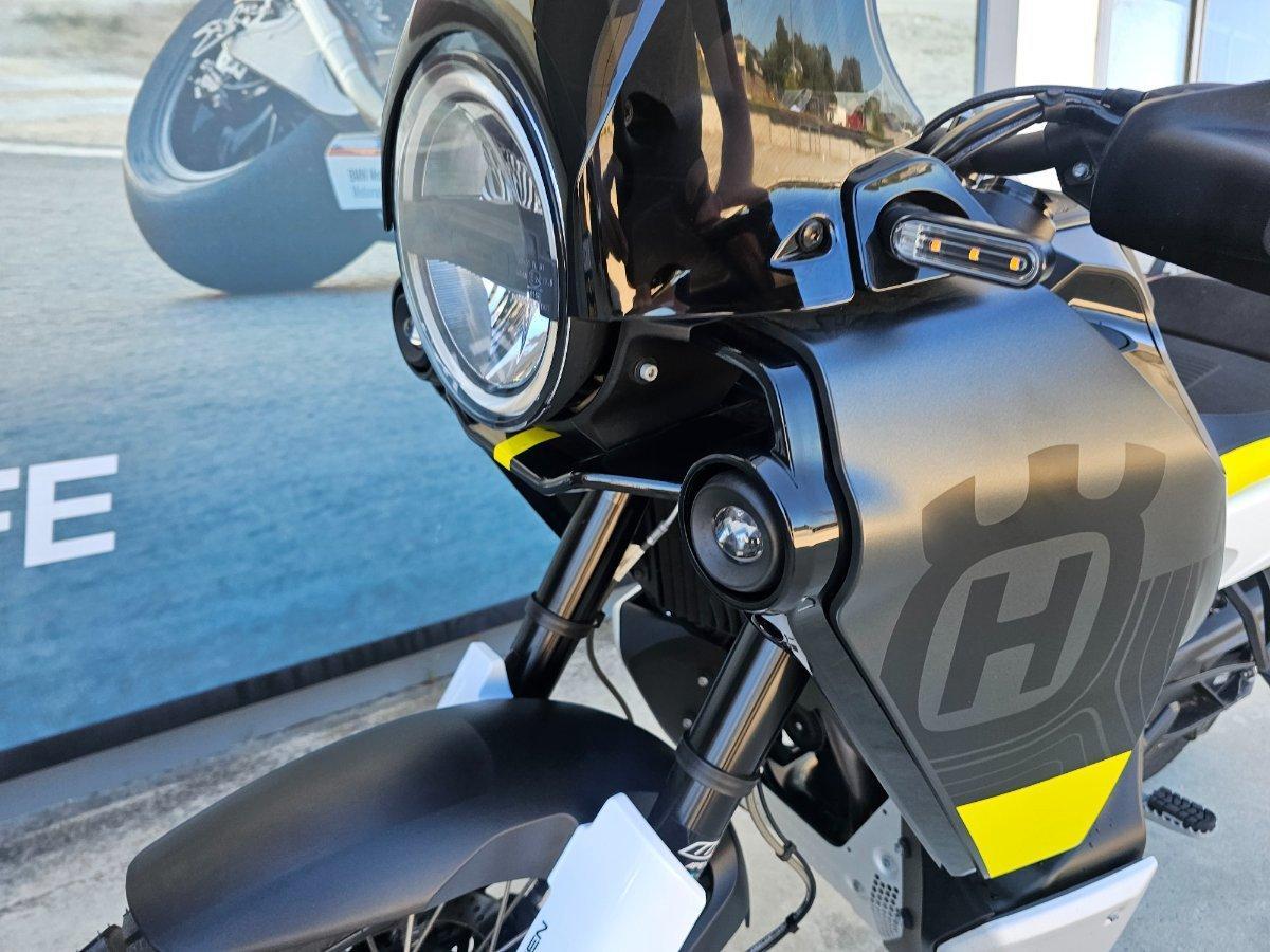 2022 HUSQVARNA NORDEN 901 TOURER
