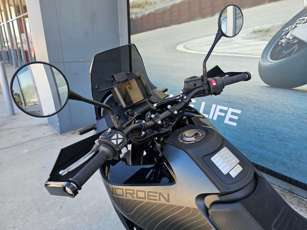 2022 HUSQVARNA NORDEN 901 TOURER
