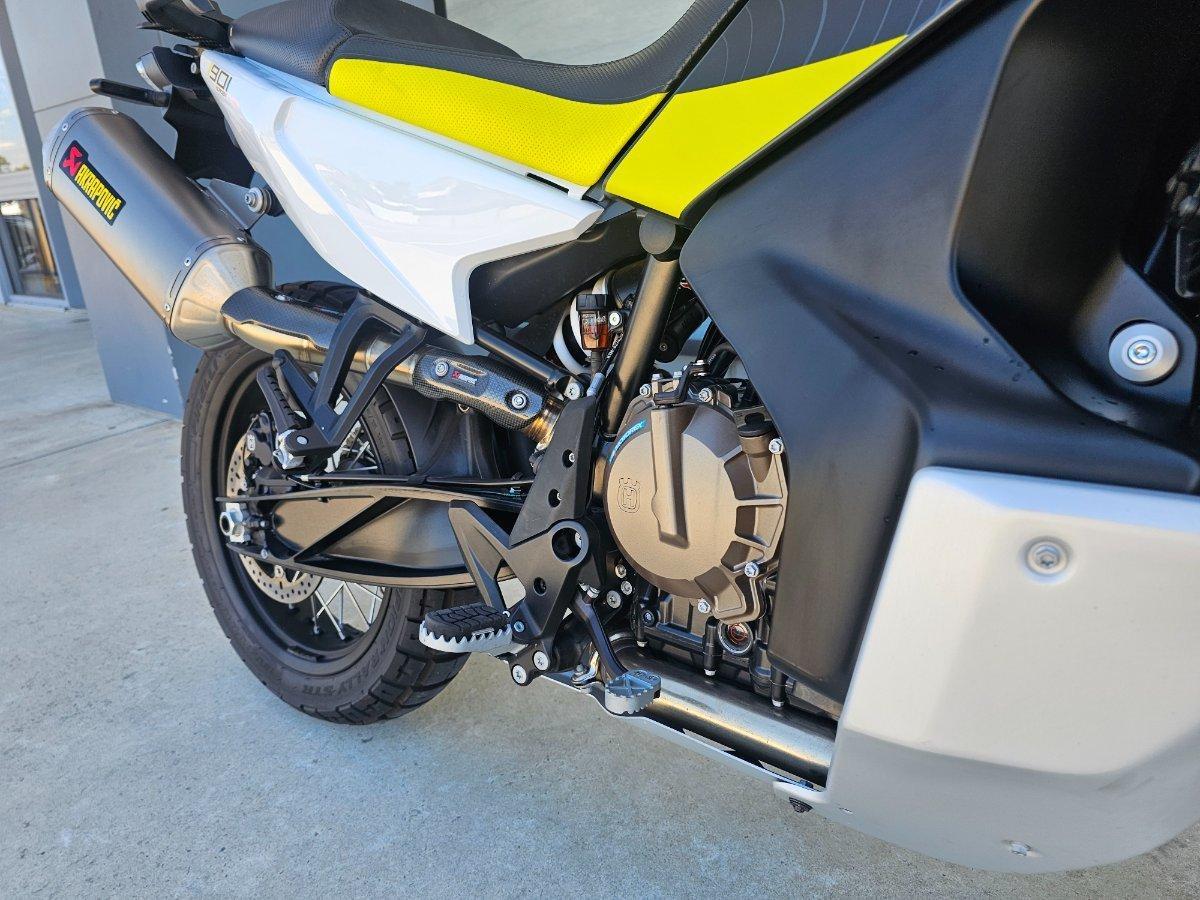 2022 HUSQVARNA NORDEN 901 TOURER