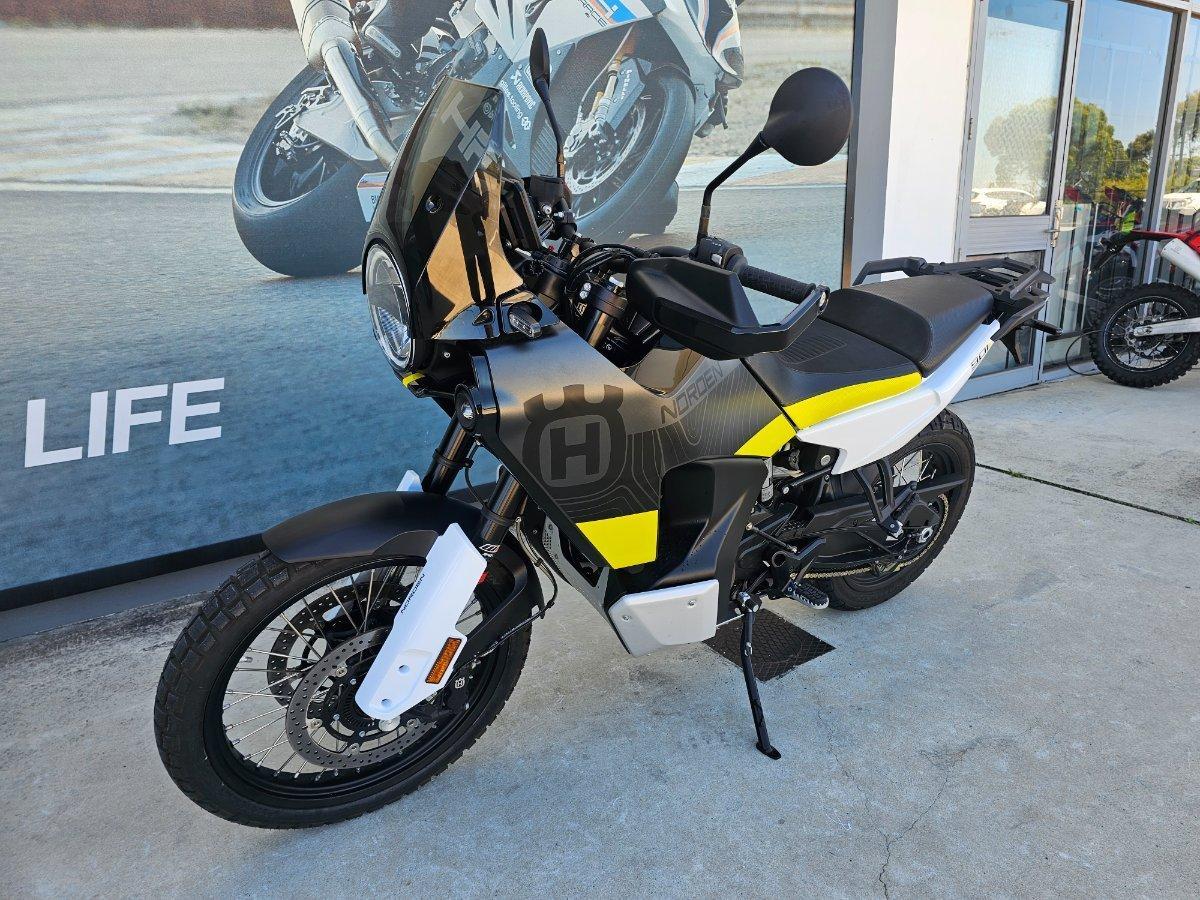 2022 HUSQVARNA NORDEN 901 TOURER