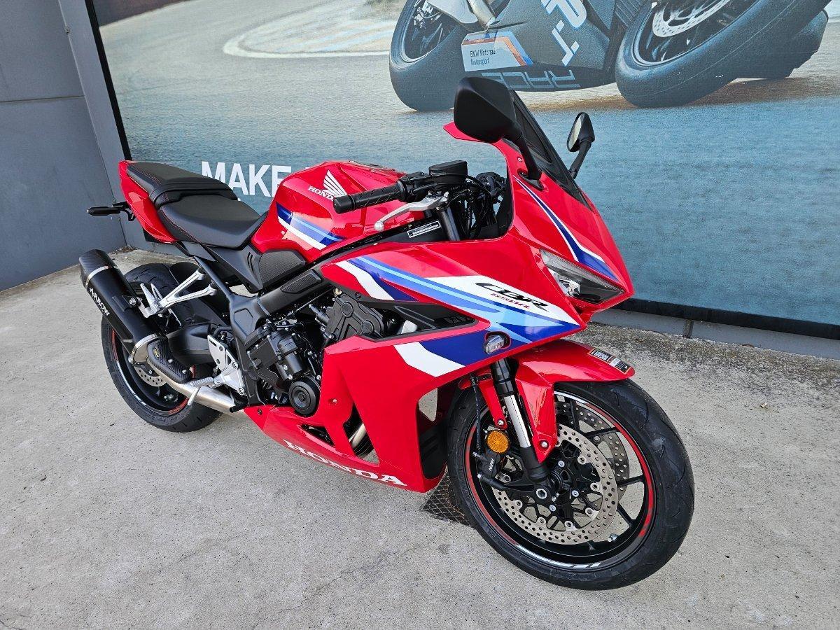 2026 HONDA CBR650R E-CLUTCH SPORTS