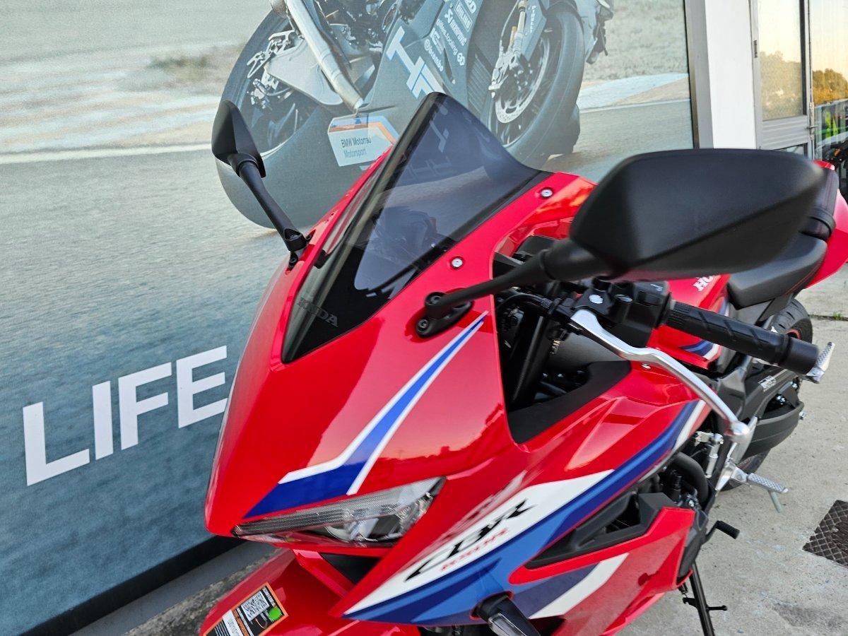 2026 HONDA CBR650R E-CLUTCH SPORTS