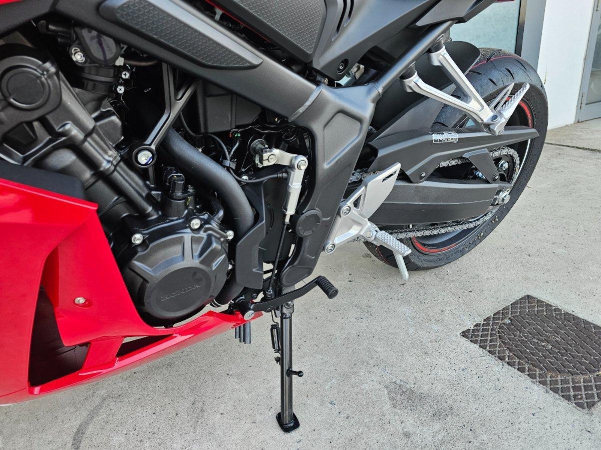 2026 HONDA CBR650R E-CLUTCH SPORTS