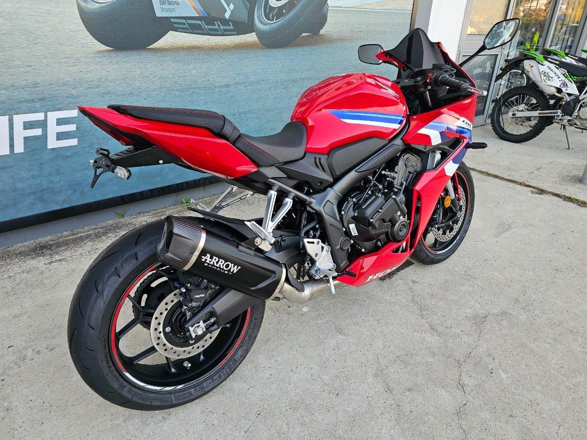 2026 HONDA CBR650R E-CLUTCH SPORTS