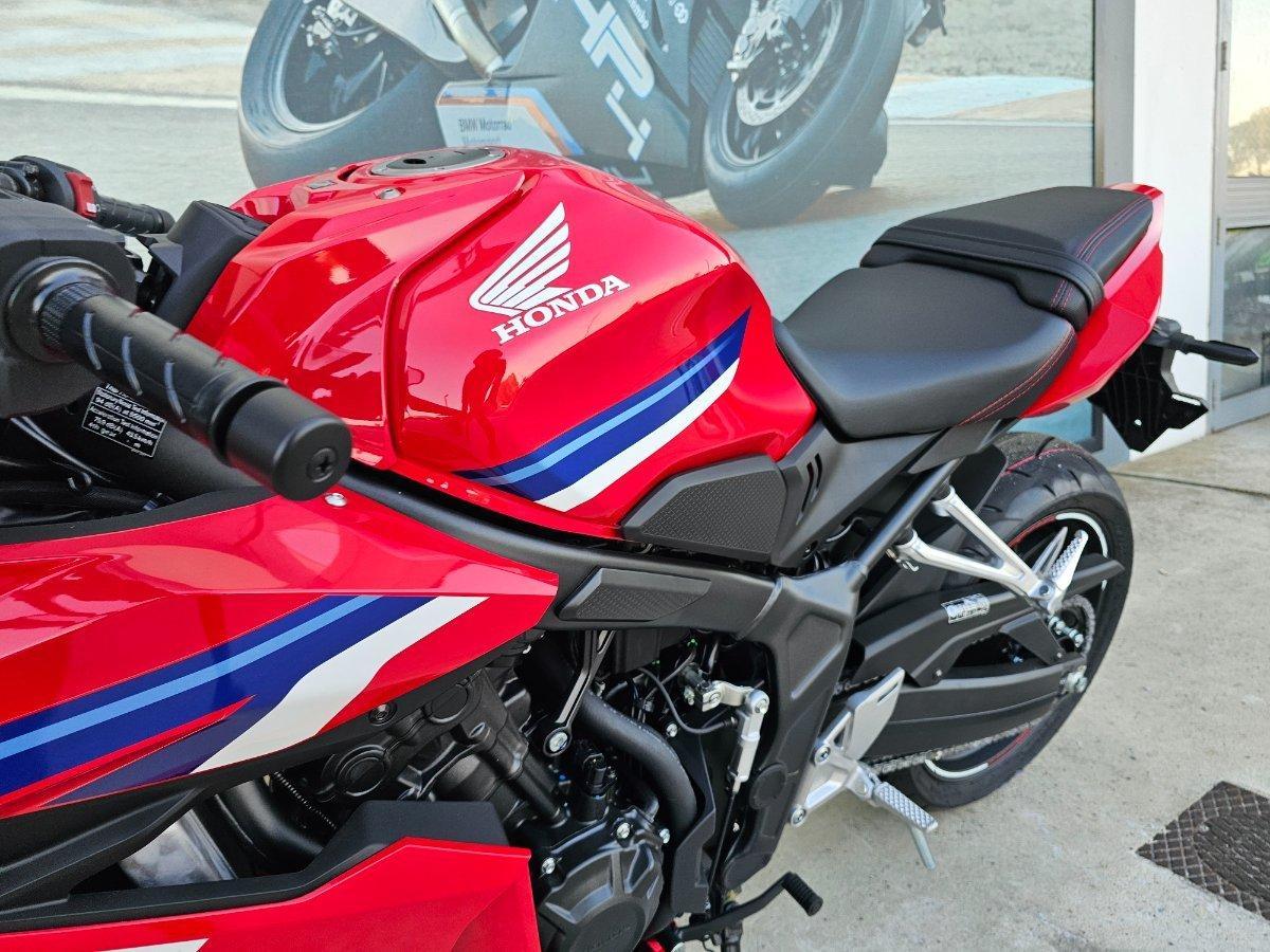 2026 HONDA CBR650R E-CLUTCH SPORTS