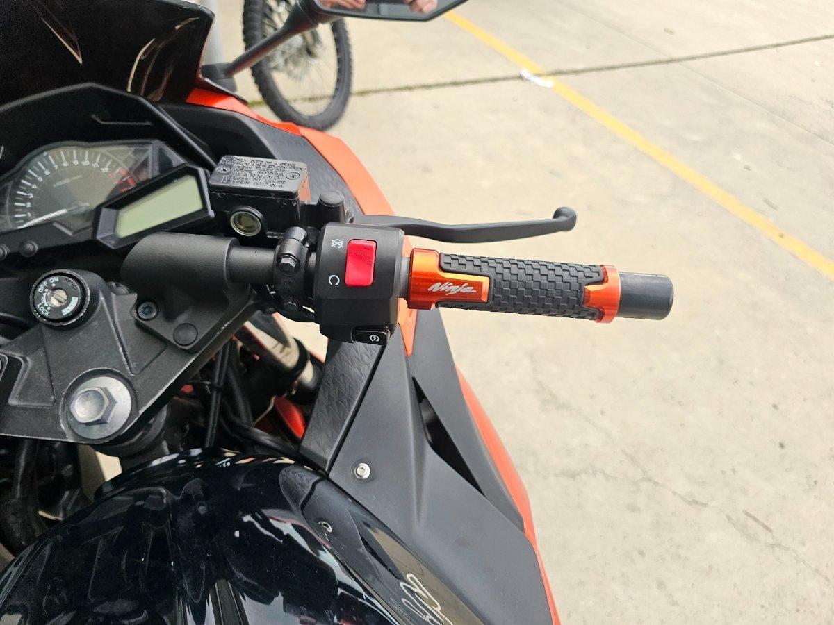 2014 KAWASAKI NINJA 300 ABS SPORTS