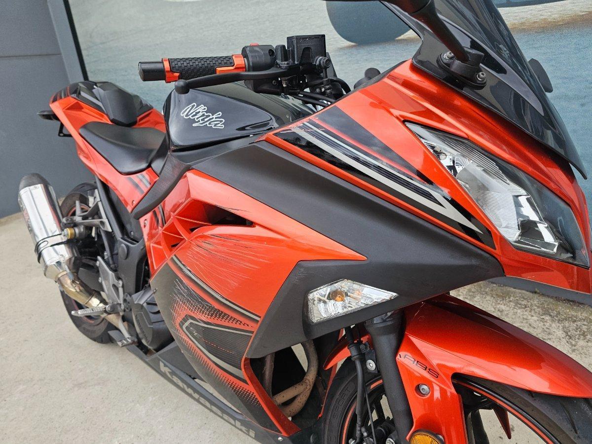 2014 KAWASAKI NINJA 300 ABS SPORTS
