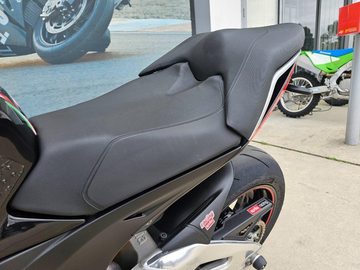 2017 APRILIA TUONO V4 RR SPORTS