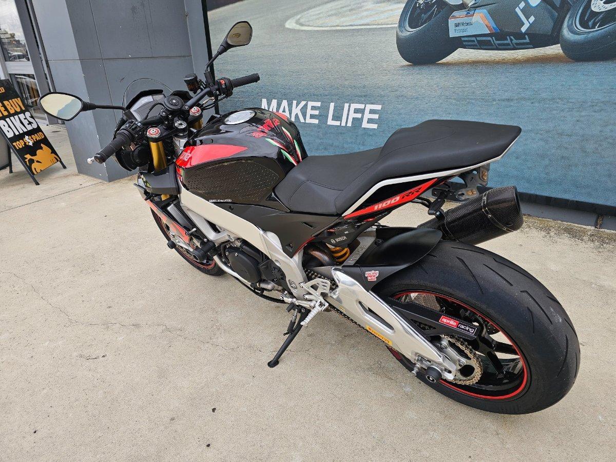 2017 APRILIA TUONO V4 RR SPORTS