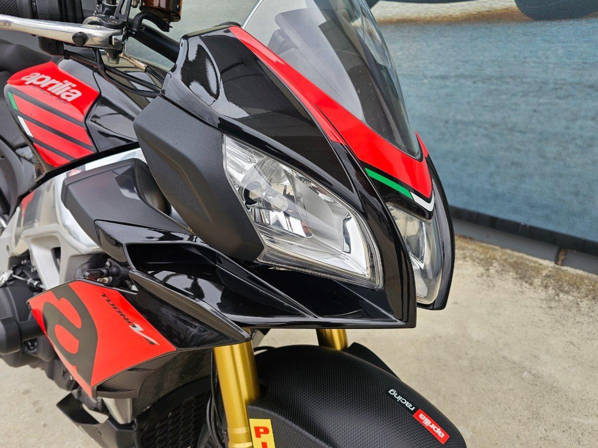 2017 APRILIA TUONO V4 RR SPORTS