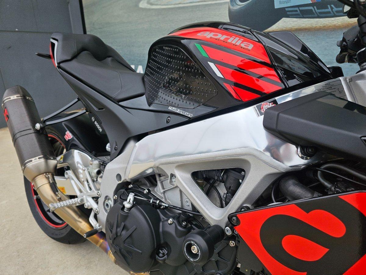2017 APRILIA TUONO V4 RR SPORTS