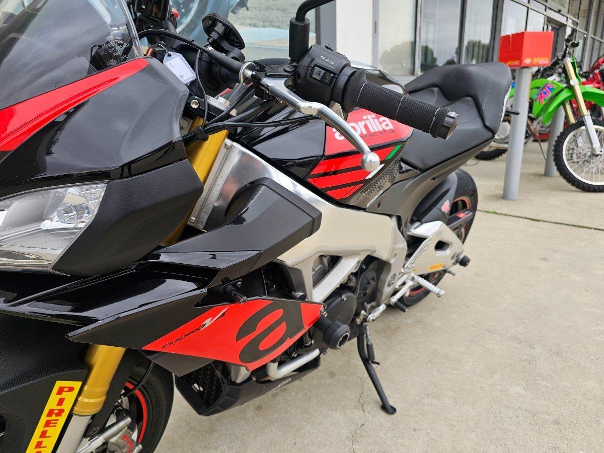 2017 APRILIA TUONO V4 RR SPORTS