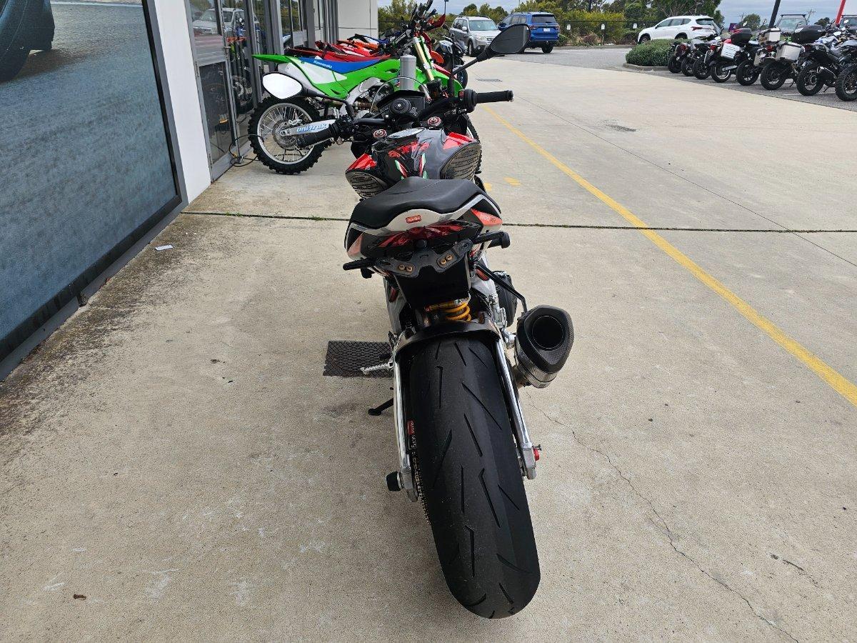2017 APRILIA TUONO V4 RR SPORTS