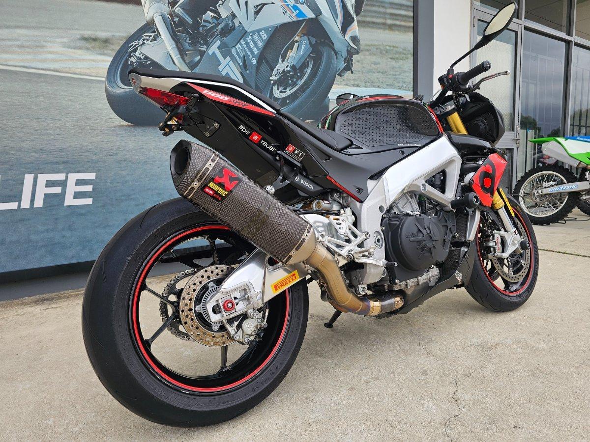2017 APRILIA TUONO V4 RR SPORTS