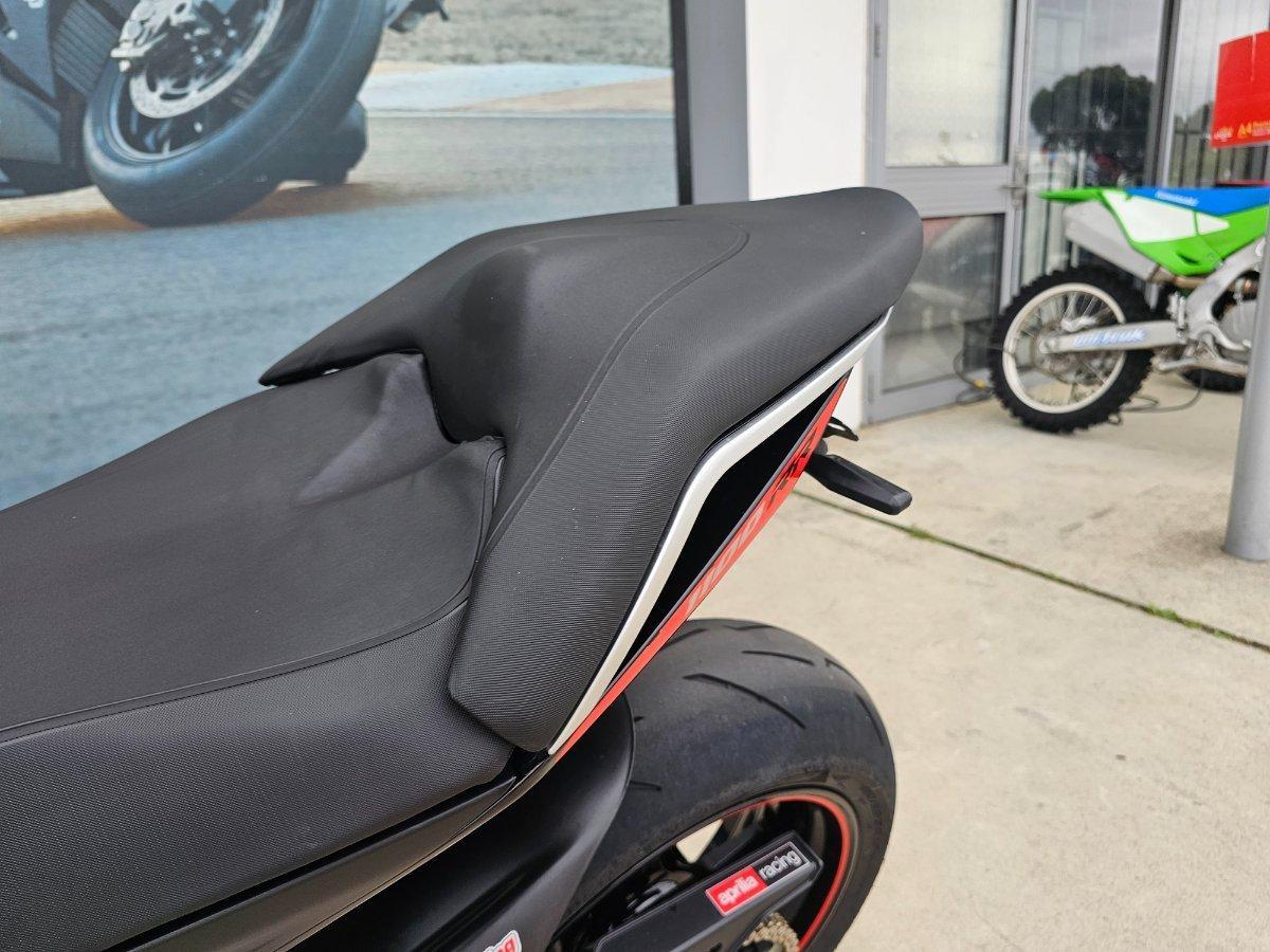 2017 APRILIA TUONO V4 RR SPORTS