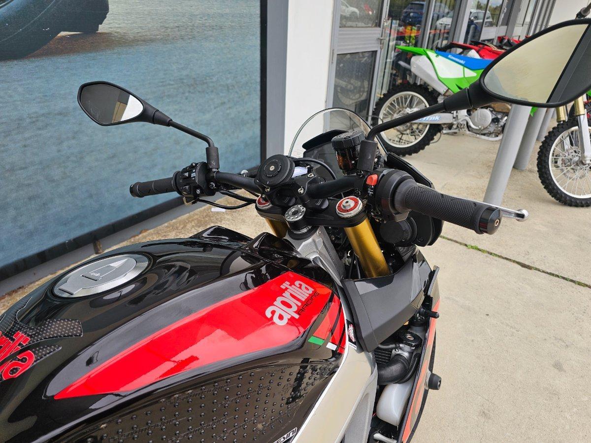 2017 APRILIA TUONO V4 RR SPORTS